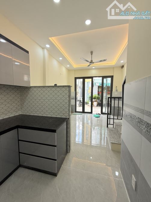 Bán nhà HXH Đinh Tiên Hoàng P1 Bình Thạnh 2 tầng 24m2 chỉ hơn 4 tỷ - 2