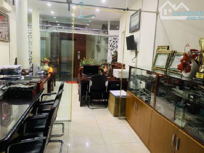 Cầu Giấy lô góc ô tô mặt ngõ thông kinh doanh gần phố thang máy Nguyễn Khang 46m 17.5 tỷ - 2