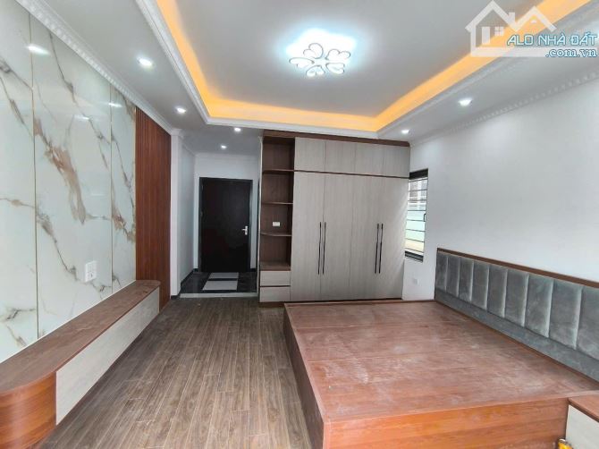 CẦN BÁN NHÀ CỔ LINH LONG BIÊN HÀ NỘI. - 2
