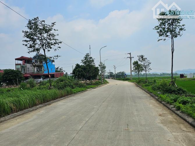 Bán đất Quỳnh đôi kim chân trục chính dt 180m mt 9m hướng đn giá 4.5 tỷ - 2