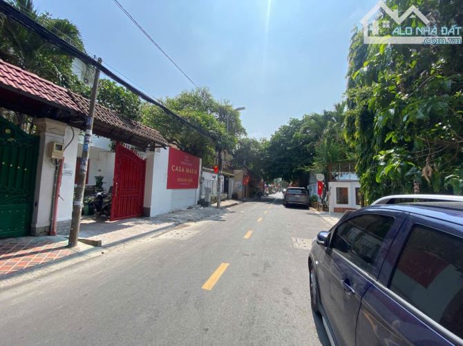 Bán Biệt Thự MT Đường Ngô Quang Huy Quận 2.DT:9x22m.Giá 65 Tỷ - 2