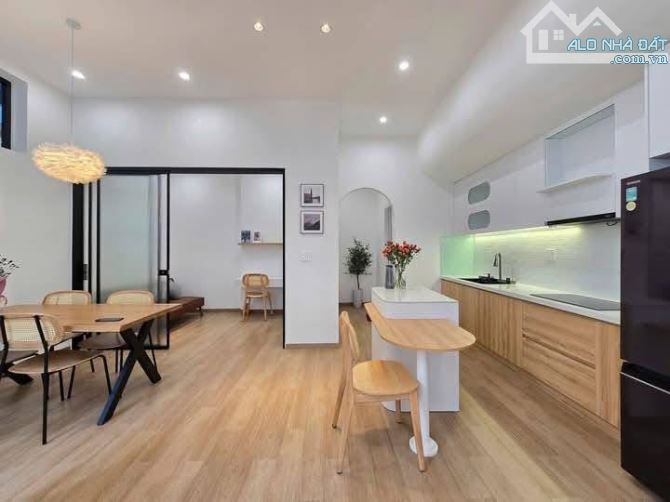 🏡 Siêu phẩm! Bán nhà Nguyễn Gia Trí 64m² | 1 Trệt 2 Lầu ST | 4PN - 2