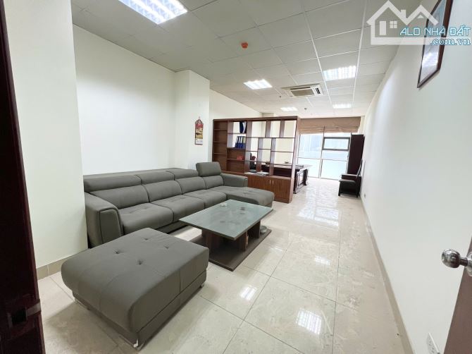 CHO THUÊ VĂN PHÒNG TẠI NGOẠI GIAO ĐOÀN - BẮC TỪ LIÊM 50M2 GIÁ CHỈ 10TR / THÁNG . - 2