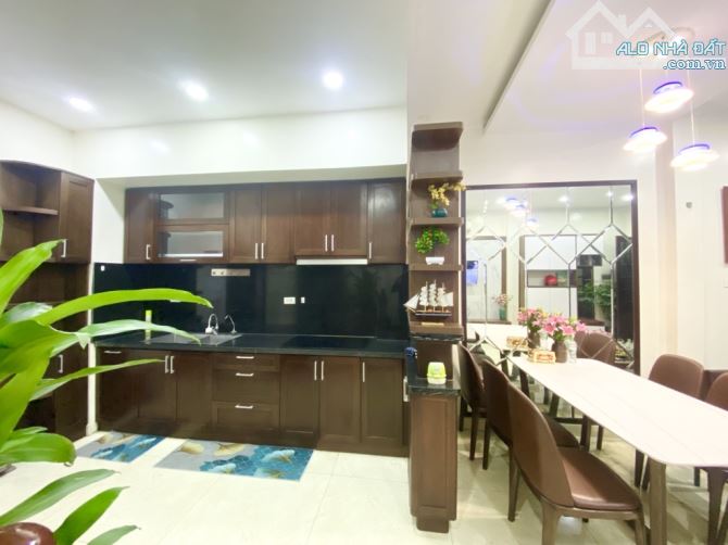 BÁN NHÀ LÊ TRỌNG TẤN. DT 40M2 x 5TẦNG, MT 4.2m, 20M Ô TÔ TRÁNH, GIÁ 9.6TỶ - 2