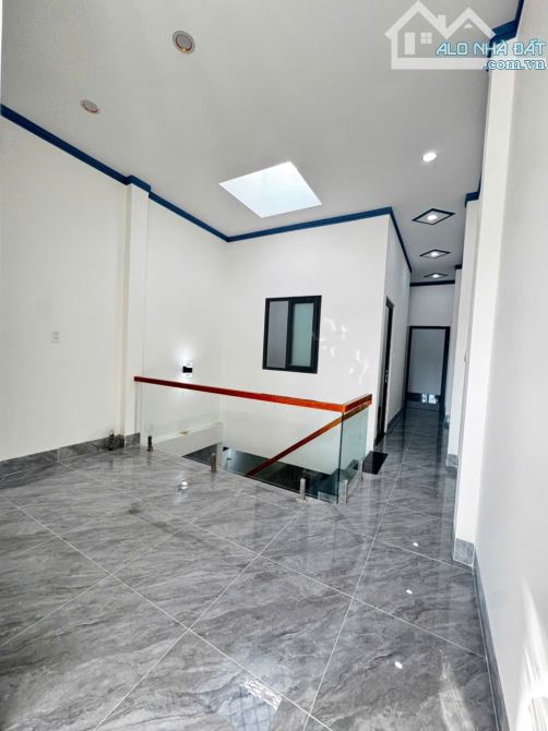 BÁN NHÀ LÂU ĐÚC ĐỔ THẬT. VI TRÍ SÁT CHỢ TRẢNG DÀI 1 SEC ĐI BỘ - 2