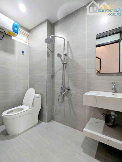 Nhà mặt đường Nam Pháp, 55m 4 tầng,, Giá 5.75 tỉ, đối diện nhà thờ - 2