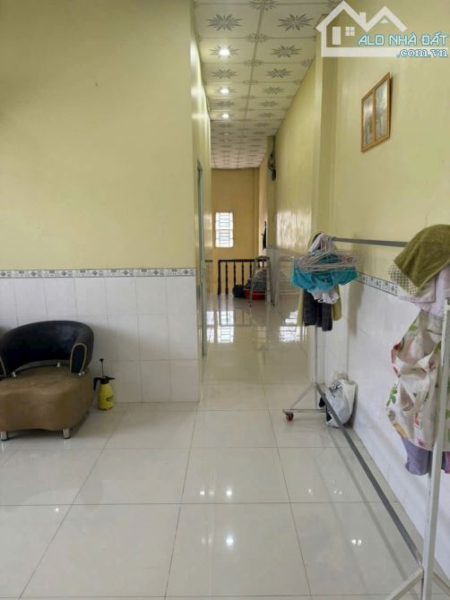 🏡 Cần chuyển nhượng lại căn nhà mặt tiền đường MẬU THÂN.  👍 Nhà 1 Trệt 1 lầu . 2 mặt tiề - 2