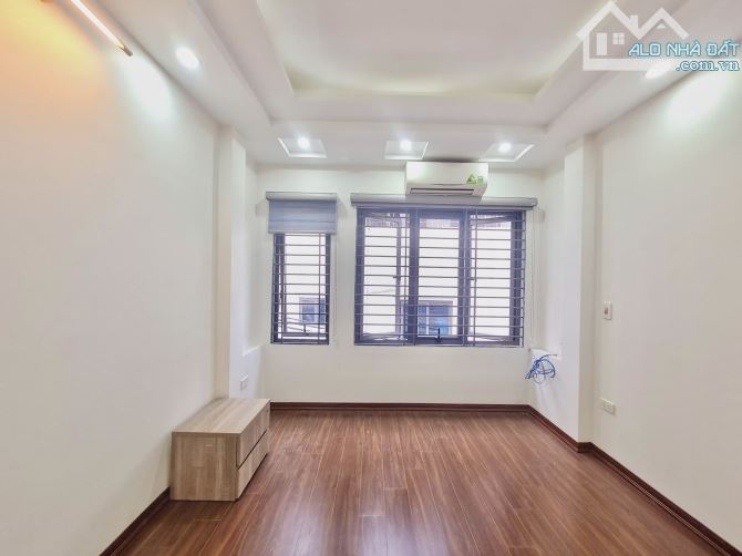 Bán nhà ngõ 38 Xuân La,Tây Hồ dt 35 m2 x 5 t mới đẹp giá 7,5 tỷ - 2