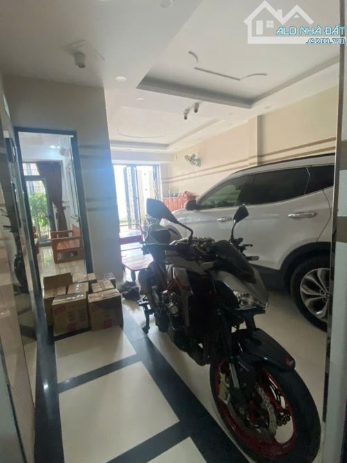 BÁN NHÀ ĐẸP LÀM VĂN PHÒNG, KINH DOANH, MUA ĐẦU TƯ CHO THUÊ, KHU VÍP HIẾM NGANG 8M - 2