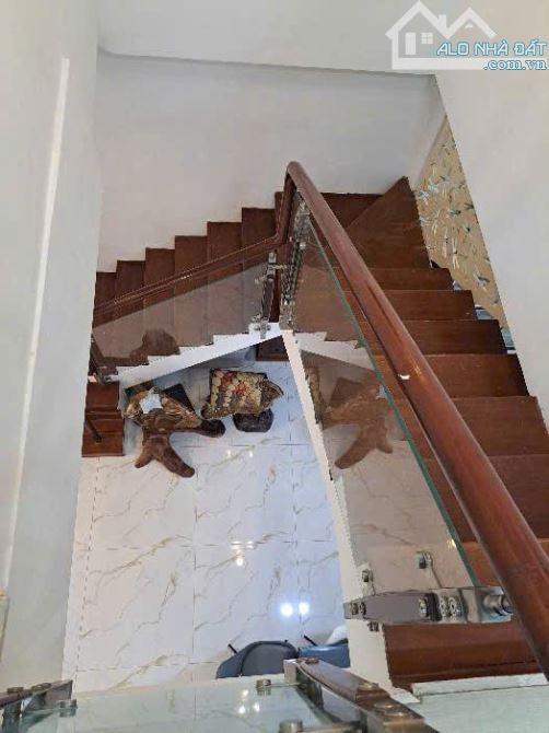 Giảm 3 Tỷ Biệt Thự Cao Cấp Nguyễn Thị Thập,Tân Phú,Quận 7,Ngang 8m Mặt Tiền – Sân Vườn, - 2