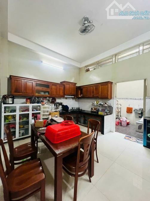 BÁN NHÀ LÊ ĐÌNH CẨN - CHỦ GẤP NGỘP BANK - 110M2 - 3 TẦNG - MẶT TIỀN KINH DOANH - 3 TẦNG - 2