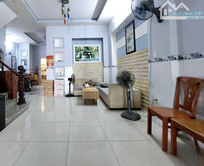 NHÀ 3 TẦNG, ĐƯỜNG SỐ RỘNG 6M THÔNG LÊ VĂN THỊNH - 190M - CHỈ 19TỶ  Ngang bề thế 19m - 2