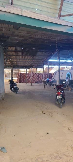 Cho thuê xưởng  và khuân viên đất tổng DT 17.000m² giá  chỉ 50 triệu/1 tháng - 3
