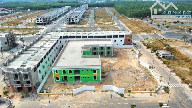 Cần Vốn Bán Gấp 1 lô 80m2 Sổ Sẵn 830Tr - tt Lai Uyên Bàu Bàng - 3