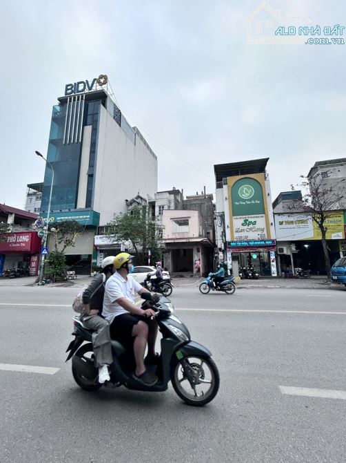 Bán nhà 2 tầng ở ngay trung tâm thị trấn Trâu Quỳ, khu giãn dân tái định cư 7.2ha,cực hiếm - 3