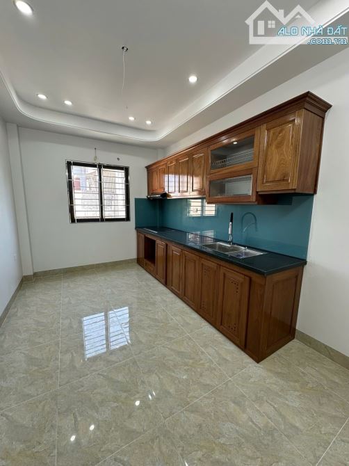 Bán Nhà Đại Cát - Bắc Từ Liêm - Ô Tô Đỗ Cửa - Nhà Đẹp Ở Ngay - 35m2 x 5T - 5.15 Tỷ - 3