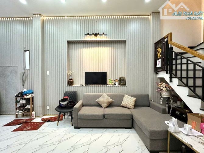 NHÀ 2LẦU ĐƯỜNG LÊ VĂN SỸ , P10 , QUẬN PHÚ NHUẬN - 3