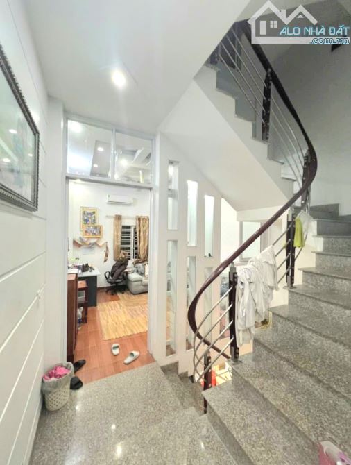 Bán nhà Phương Lưu, Vạn Mỹ, Ngô Quyền, Hải Phòng. 4 tầng, 48m2, 3,55 tỷ. Ngang 3,8m, d2 - 3
