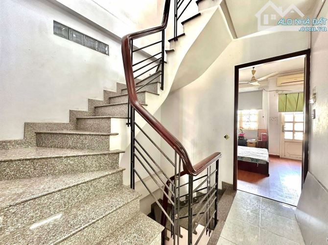Giảm 500tr! B nhà 5 tầng, 50m2, ngay khu ẩm thực Phan Xích Long. Chỉ 6.99 tỷ - 3