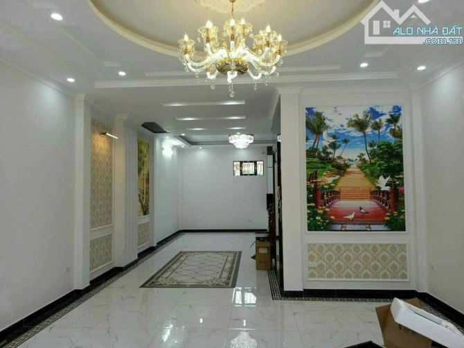 Chị gái cần bán căn Biệt thự Liền kề Tuyệt đẹp tại Long Biên - 19,5 Tỷ . - 3