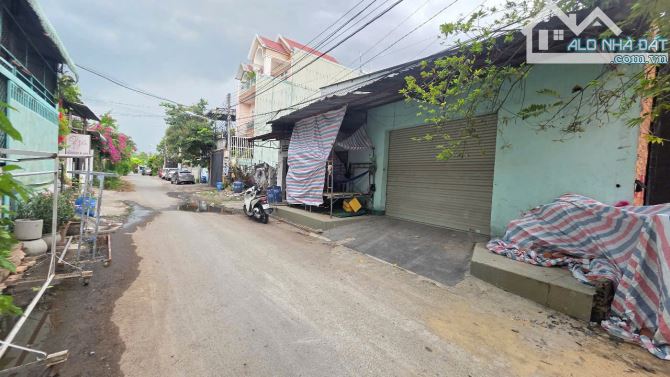 Bán 2 Lô Đất Thổ Cư Liền Kề Đường Nguyễn Du Dĩ An Vị Trí Đẹp - 3