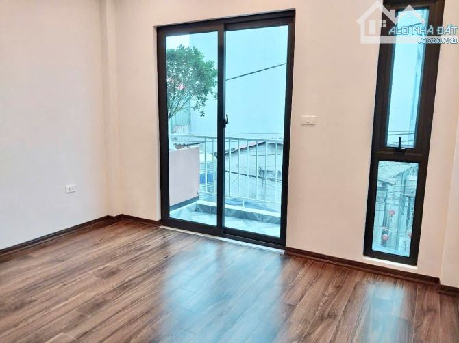 Bán nhà mới đẹp 40m2 x 5 tầng, 10m ra ô tô tránh, nội thất siêu lung linh - 3