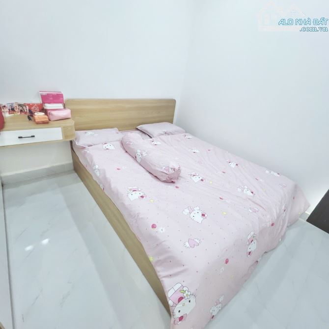 Siêu phẩm gần chợ Bà Chiểu - Hẻm 4m thông - Full nội thất - 3