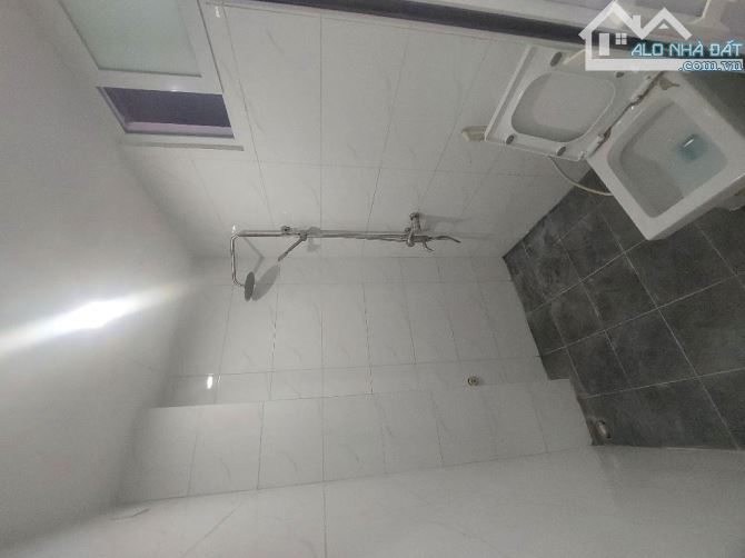 Hoàng Cầu 30m tới chung cư Tân Hoàng Minh giá hơn 5 tỷ. ACE phải thật nhanh ạ - 3