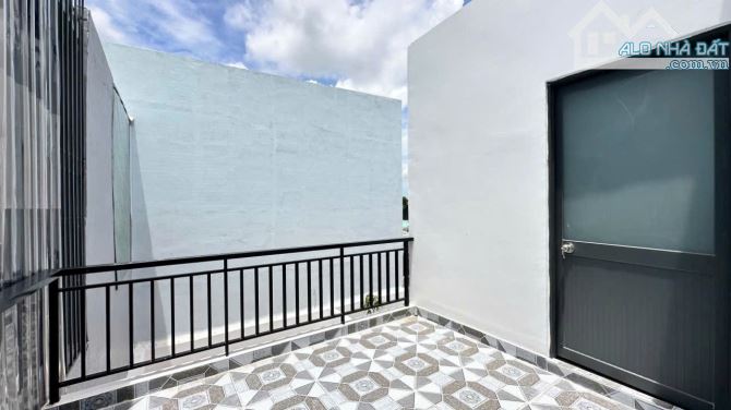 NHÀ MẶT TIỀN 172M2 ĐÃ HOÀN CÔNG GẦN KHU CÔNG NGHIỆP CẦU TRÀM - 3