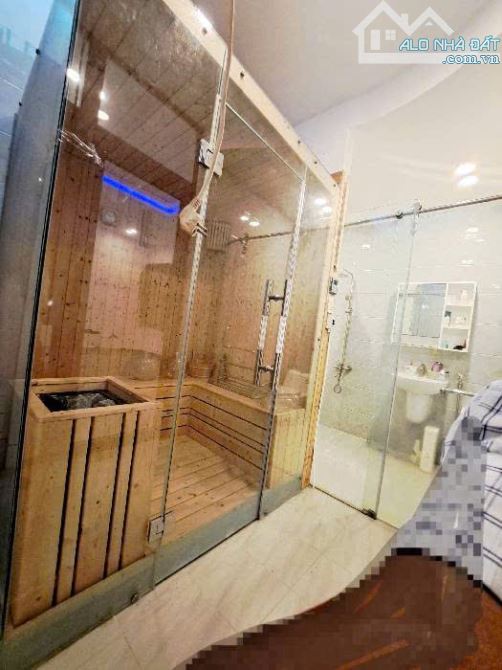 Giảm 3 Tỷ Biệt Thự Cao Cấp Nguyễn Thị Thập,Tân Phú,Quận 7,Ngang 8m Mặt Tiền – Sân Vườn, - 3