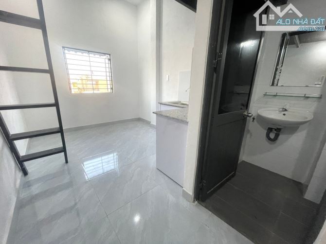 Bán dãy trọ cao cấp 3 tầng kiệt 408 Hoàng Diệu DT 120m có 17p doanh thu 50tr - 3