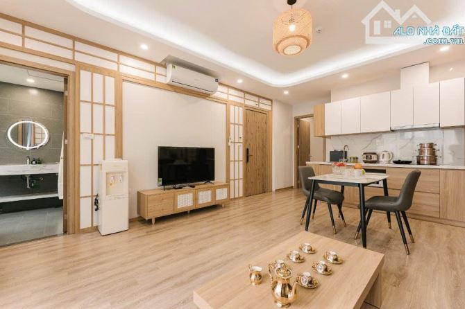 BÁN NHÀ PHỐ LINH LANG TÒA CHDV 8 TẦNG, 120M2, DÒNG TIỀN 200TR/THÁNG, 1 NHÀ RA PHỐ 2 THOÁNG - 3