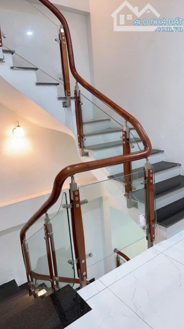 Bán nhà Ngọc Thụy- hàng xóm khai sơn-phân lô-oto kính doanh 42m-5 ngủ như nhau 8 tỷ (TL) - 3