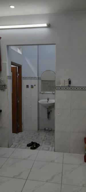 Cho thuê nhà nguyên căn đường Nguyễn Sỹ Sách phường 15 Tân Bình 2PN giá 8 triệu - 4