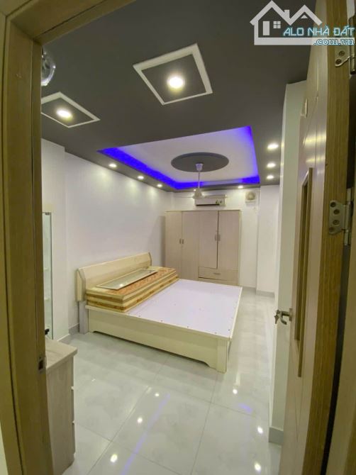 Cho thuê nhà Vạn Kiếp P2 BT, 3x16m, lửng 2 lầu,5PN3WC, NT cơ bản, 22tr - 4