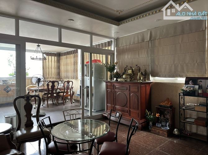 Bán toà văn phòng 112m2 9tầng MT7.8m Hoàng Cầu quận Đống Đa-Vị trí mặt phố kinh doanh - 4
