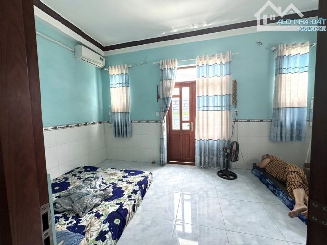 BÁN NHÀ 3 TẦNG MẶT TIỀN ĐƯỜNG 14M – GẦN ĐẶNG THÚC VỊNH, SÂN BANH THỚI TỨ 3,5 Tỷ - 4