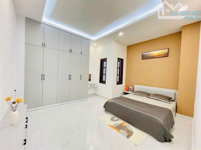 CHỦ NGỘT CẦN BÁN GẤP - NHÀ 4 TẦNG ĐẸP LUNG LINH - HẺM XE HƠI - GIÁ CHỈ 8.X TỶ - 4