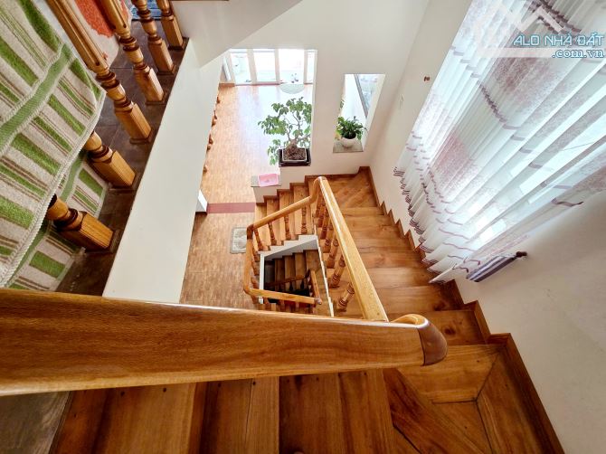 Villa 4 TẦNG GẦN CHỢ CHI LĂNG P9, SÂN VƯỜN GARA Ô TÔ ĐƯỜNG NHƯẠ THÔNG HÀNH - 4