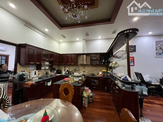 CƠ HỘI VÀNG - NHÀ ĐẸP MẶT TIỀN LÊ ĐẠI HÀNH - NHA TRANG - CHỈ 23 🧄 - 4