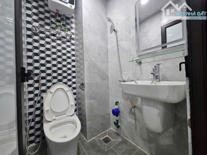 BÁN NHÀ DÒNG TIỀN,TÒA NHÀ CĂN HỘ DỊCH VỤ PHƯƠNG CANH NGÕ THÔNG,Ô TÔ GẦN GIÁ 16.6 TỶ - 5