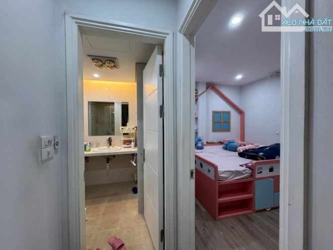 Bán Nhà riêng Phố Mỹ Đình 35M2. Chỉ 5,6 tỷ - 5