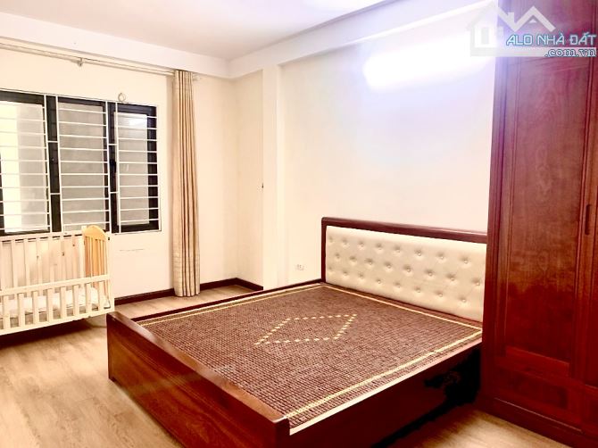 Khuyến Lương - Hoàng Mai       33m - 5 tầng - 5,08 tỷ - 5