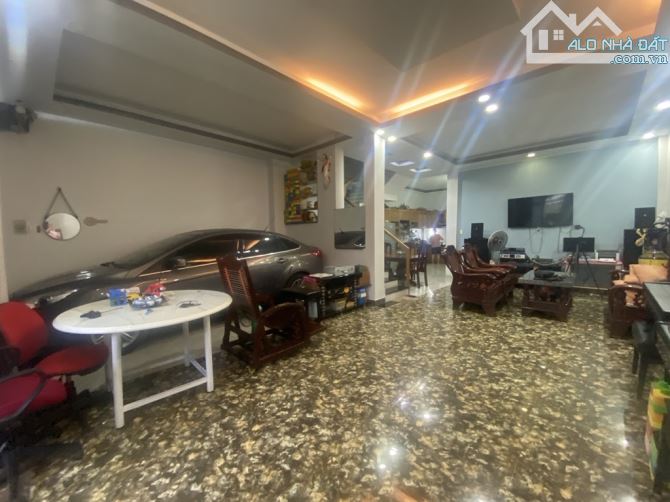 Nhà 3 tầng 7x16.8m mặt tiền hẻm 300,  60m ra Nguyễn văn Linh, Bình Thuận Q7 giá 25 tỷ - 5