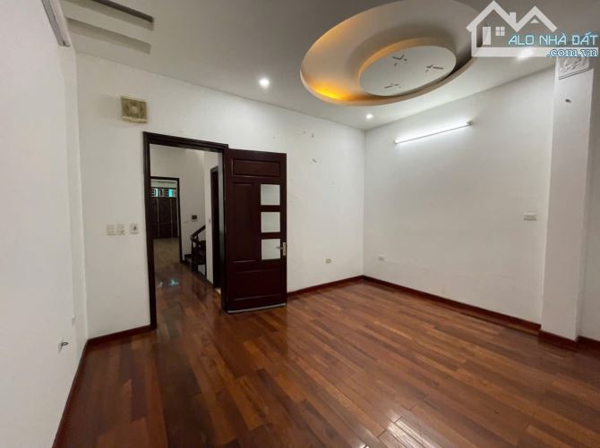 nhà riêng ngõ phố giải phóng đối diện phố đại từ dt90m2x4t giá 21tr - 6