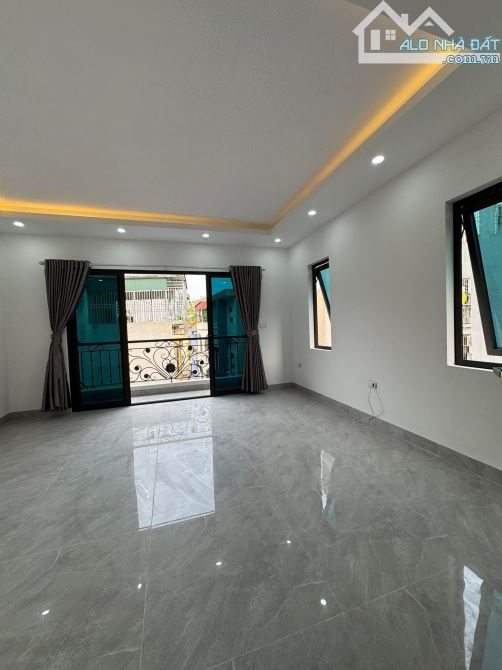 Bán nhà phố Kim Giang, Hoàng Mai, nhà xây mới, ô tô 7 chỗ ngủ trong nhà, mặt tiền khủng - 6