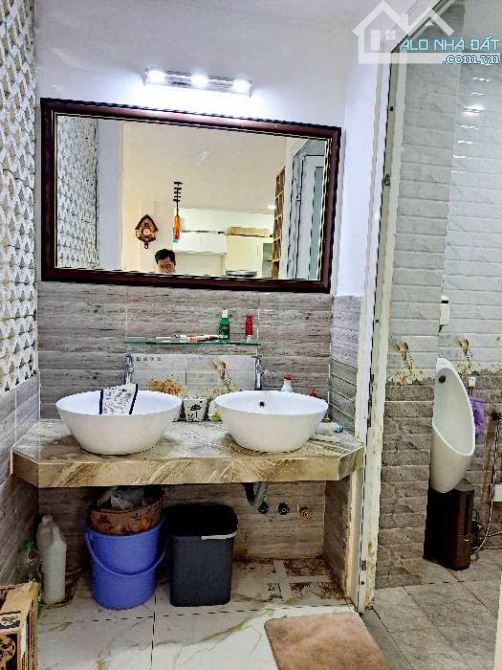Giảm 3 Tỷ Biệt Thự Cao Cấp Nguyễn Thị Thập,Tân Phú,Quận 7,Ngang 8m Mặt Tiền – Sân Vườn, - 6