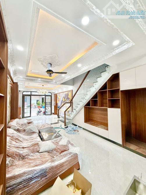 Cần Bán Nhà Phố Bình An 1 Trệt 3 Lầu Gần QL1K & Làng Đại Học - 6