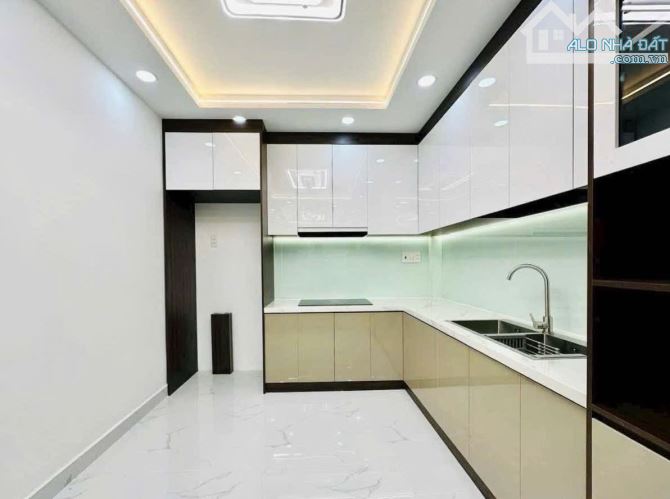 Q7 4.3x14M NHÀ MỚI SỔ VUÔNG ĐẸP 3PN HẺM RỘNG THOÁNG KDC AN NINH GẦN Q1 6.2T - 7
