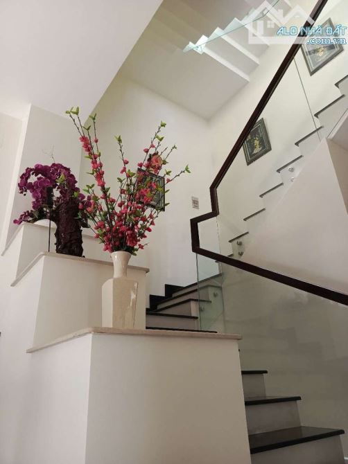 BIỆT THỰ VIP KDC SÔNG ĐÀ, 2 LẦU 10X20M 5PN 4WC GARA OTO, SÂN VƯỜN TRƯỚC SAU MÁT MẺ - 7